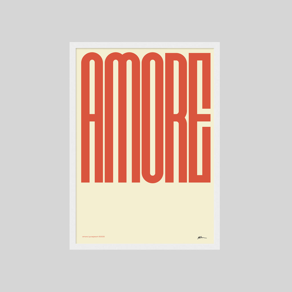 Modernes Amore Poster mit auffälliger Typografie im Retro Stil für Wohnzimmer und Schlafzimmer

Typografie Wandbild mit dem Schriftzug Amore in warmen Rot- und Cremetönen

Minimalistisches Amore Poster als moderne Wanddeko mit italienischem Flair

Retro Typografie Poster mit großem Amore Schriftzug für stilvolle Wohnräume

Elegantes Statement Poster mit Amore Typografie im modernen Interior Design