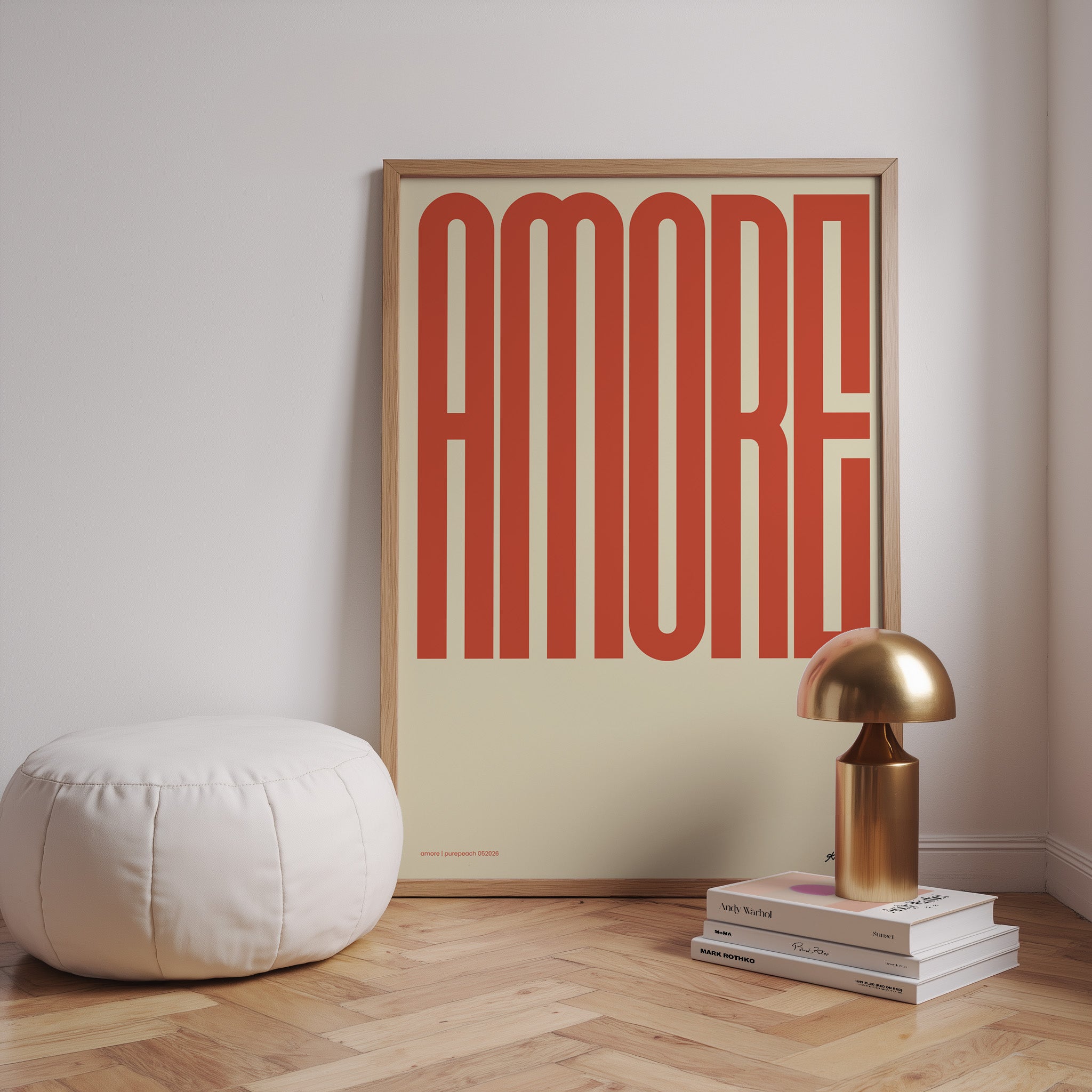 Modernes Amore Poster mit auffälliger Typografie im Retro Stil für Wohnzimmer und Schlafzimmer

Typografie Wandbild mit dem Schriftzug Amore in warmen Rot- und Cremetönen

Minimalistisches Amore Poster als moderne Wanddeko mit italienischem Flair

Retro Typografie Poster mit großem Amore Schriftzug für stilvolle Wohnräume

Elegantes Statement Poster mit Amore Typografie im modernen Interior Design