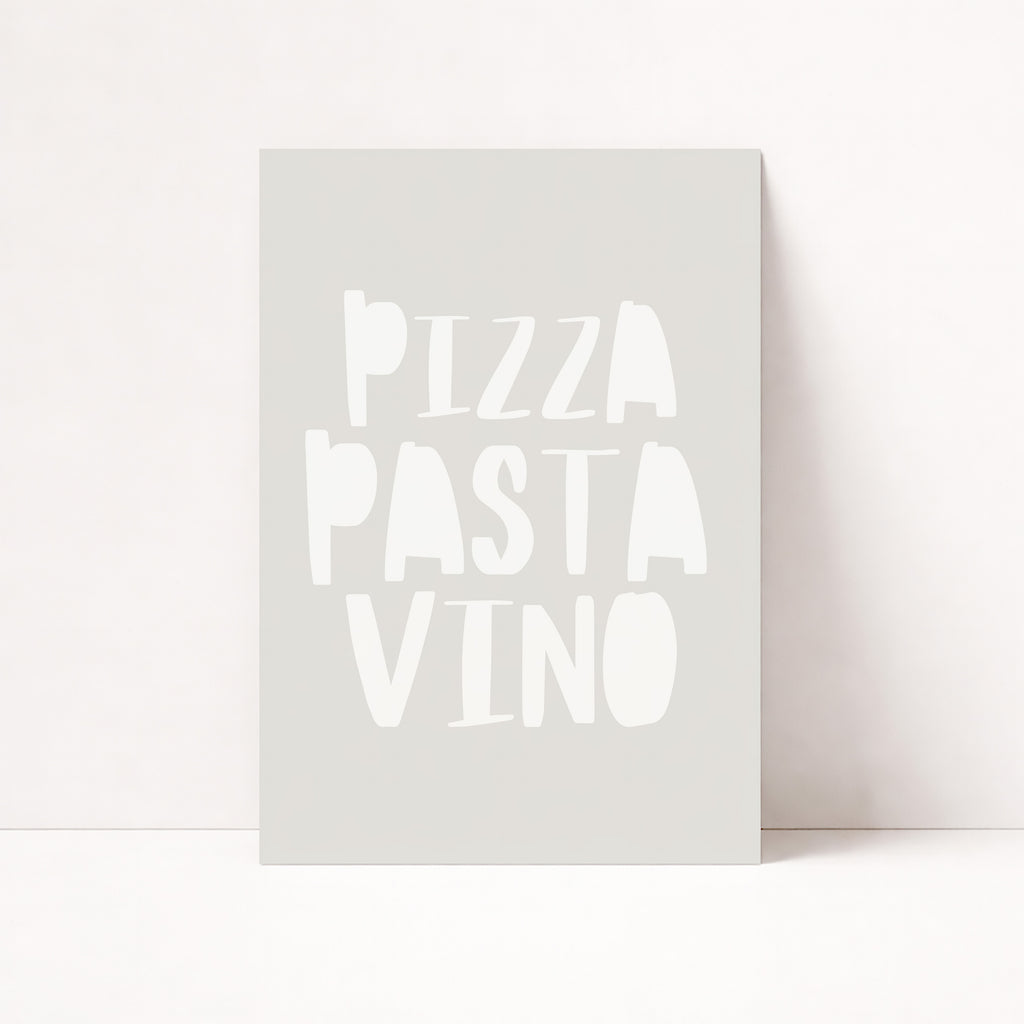 Pizza Pasta Vino Poster im minimalistischen Typografie-Design als moderne Wanddeko für Küche oder Esszimmer im stilvollen Bistro-Look