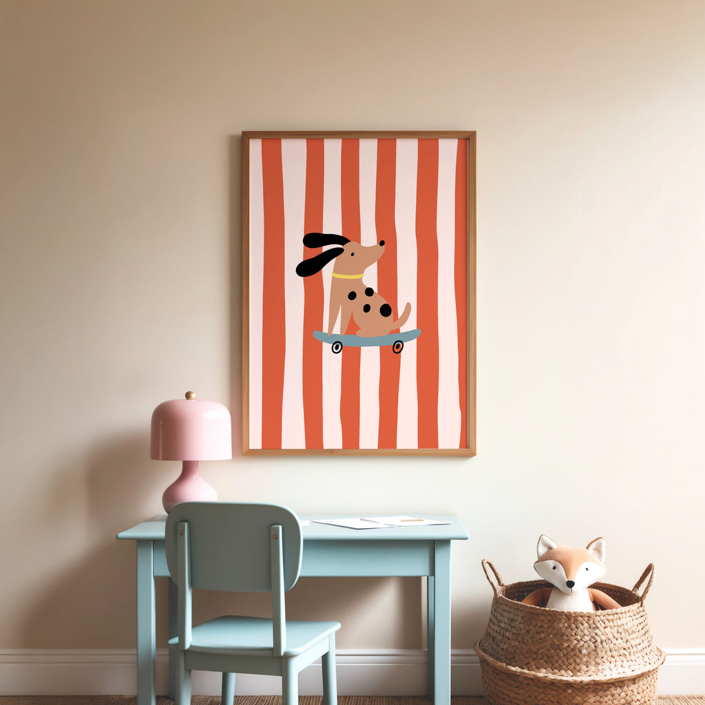 Aesthetic Kinderposter mit süßem Hund auf Skateboard und warmen Farben – kreative Wanddeko für moderne Kinderzimmer