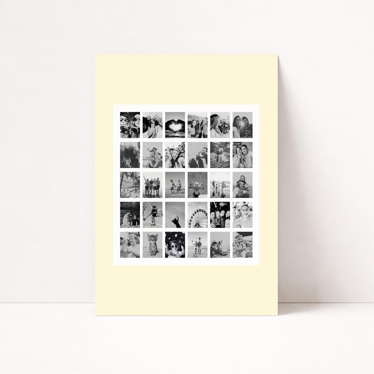 30 LITTLE MOMENTS BUTTER YELLOW – PERSONALISIERTES FOTOCOLLAGE POSTER