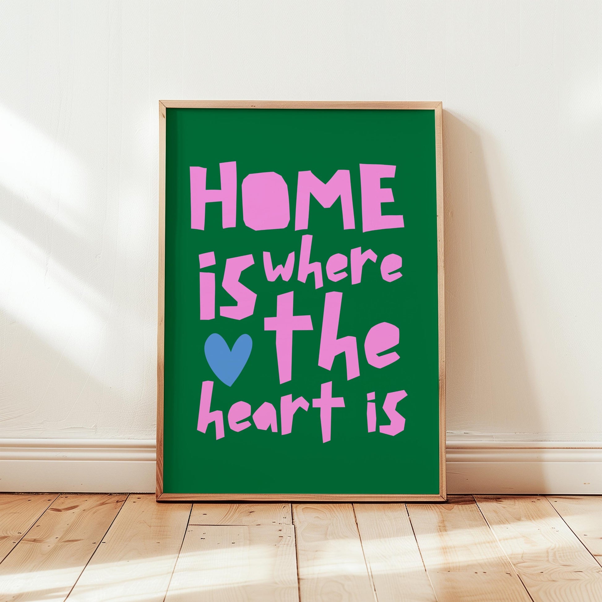 Poster "Home is Where the Heart Is" – Motivational Wall Art for Cozy Home Decor