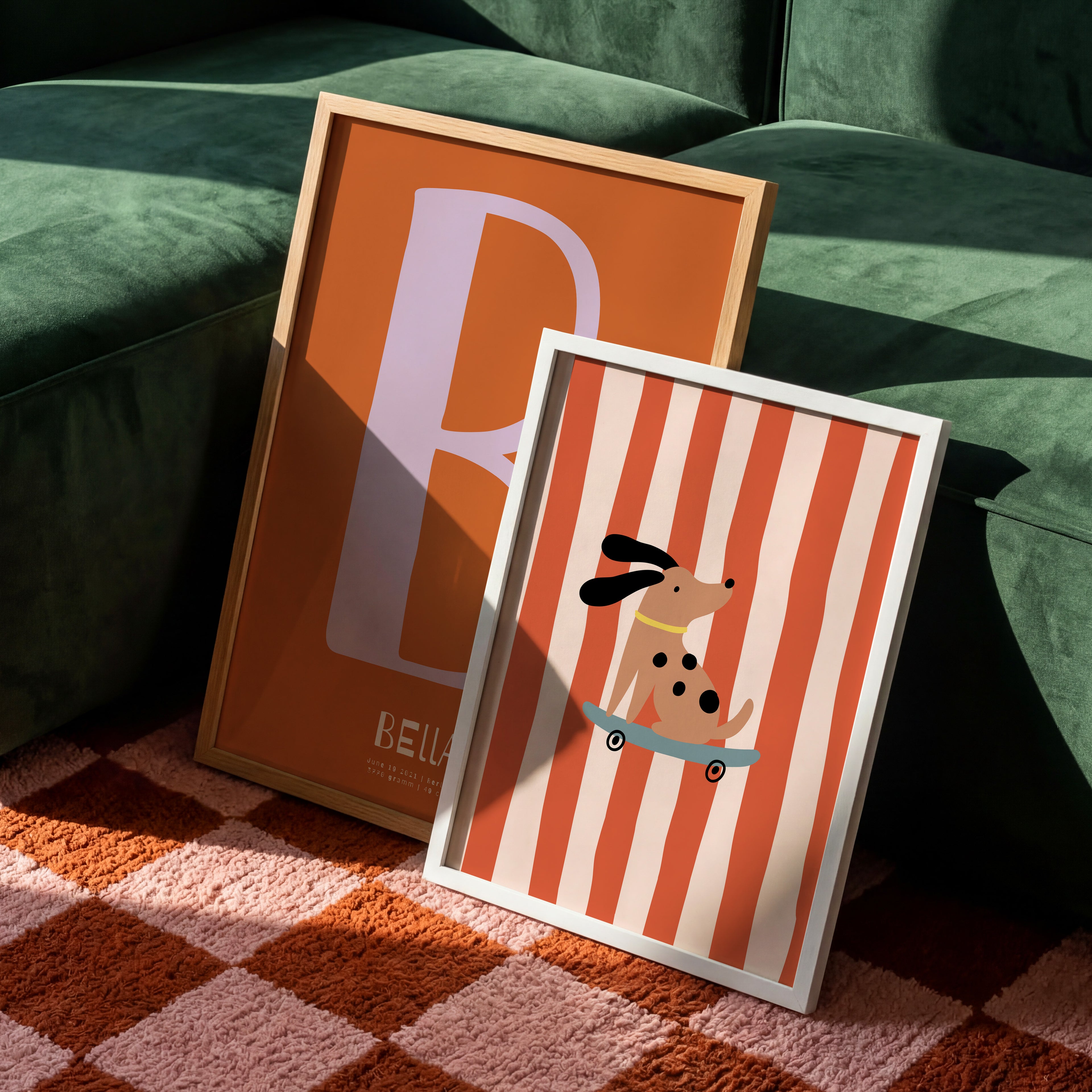 Minimalistisches Dackel Poster mit Skateboard Motiv im Retro Stil – stilvolle Wandkunst für Spielzimmer oder Babyzimmer