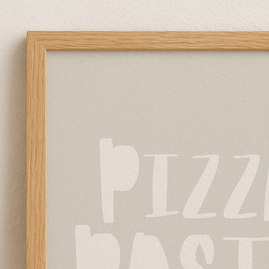 Minimalistisches Italien Food Poster „Pizza Pasta Vino“ als scandi Wandbild für Wohnküche oder Essbereich