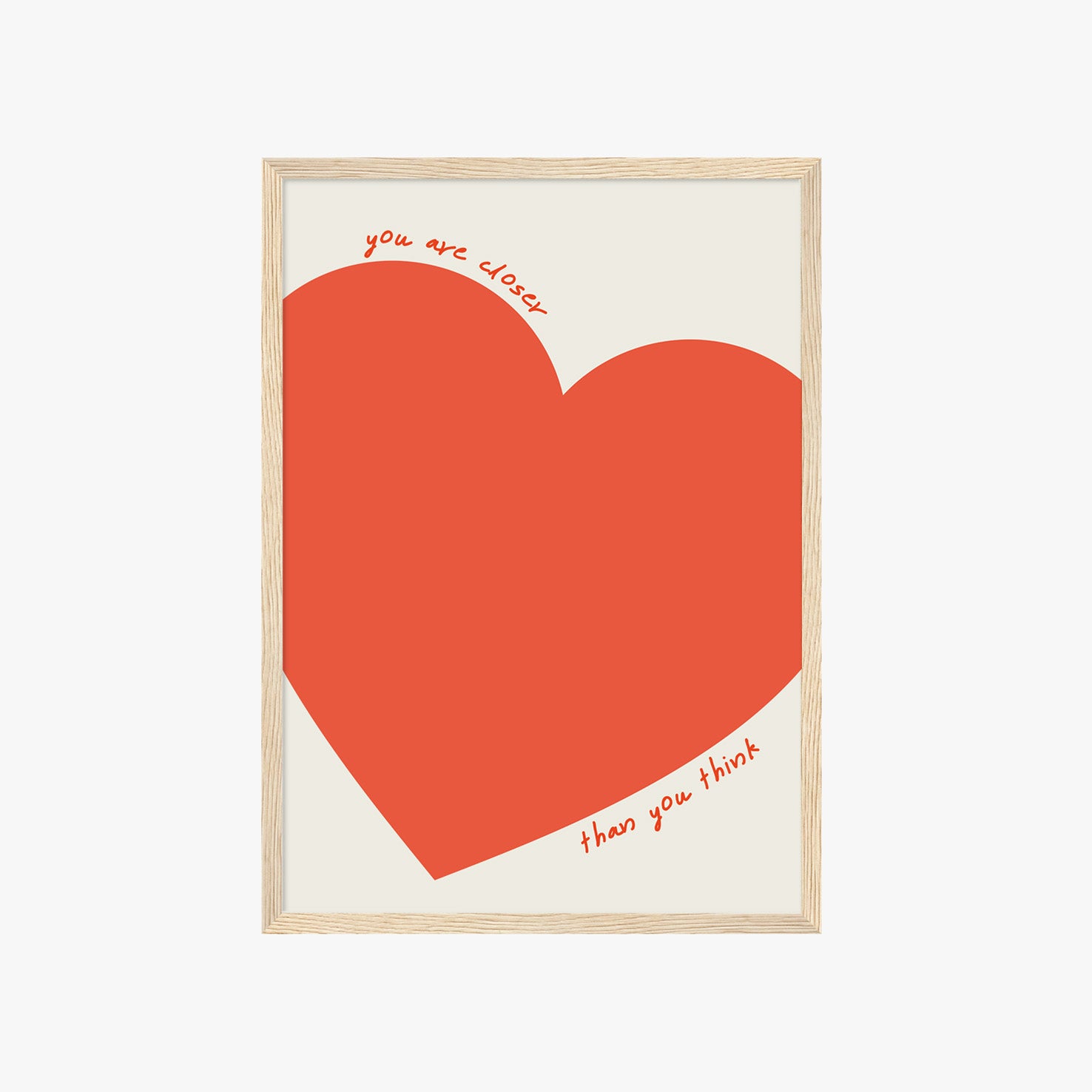 Minimalistisches Poster mit großem roten Herz und handgeschriebenem Schriftzug You are closer than you think – moderne Wanddeko für Wohnzimmer

Aesthetic Typografie Poster mit emotionalem Spruch und Herzmotiv in warmem Rot – stilvolle Wandkunst für Schlafzimmer oder Büro