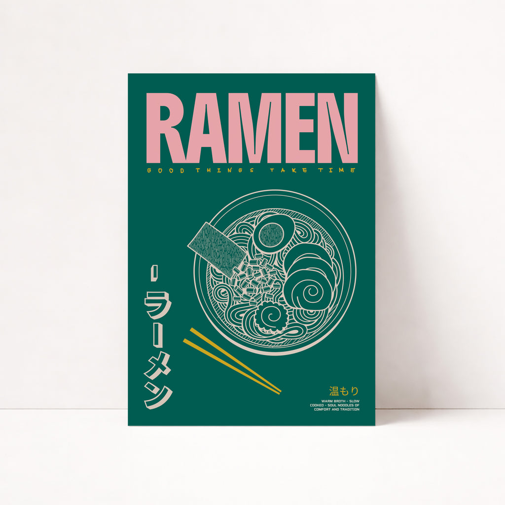 Ramen Poster im Retro-Design mit japanischer Typografie und grüner Farbfläche

Modernes Food Poster mit Ramen-Schale Illustration und Schriftzug „Good Things Take Time“

Japan inspiriertes Wandbild mit Ramen-Motiv, Chopsticks und minimalistischer Linienkunst