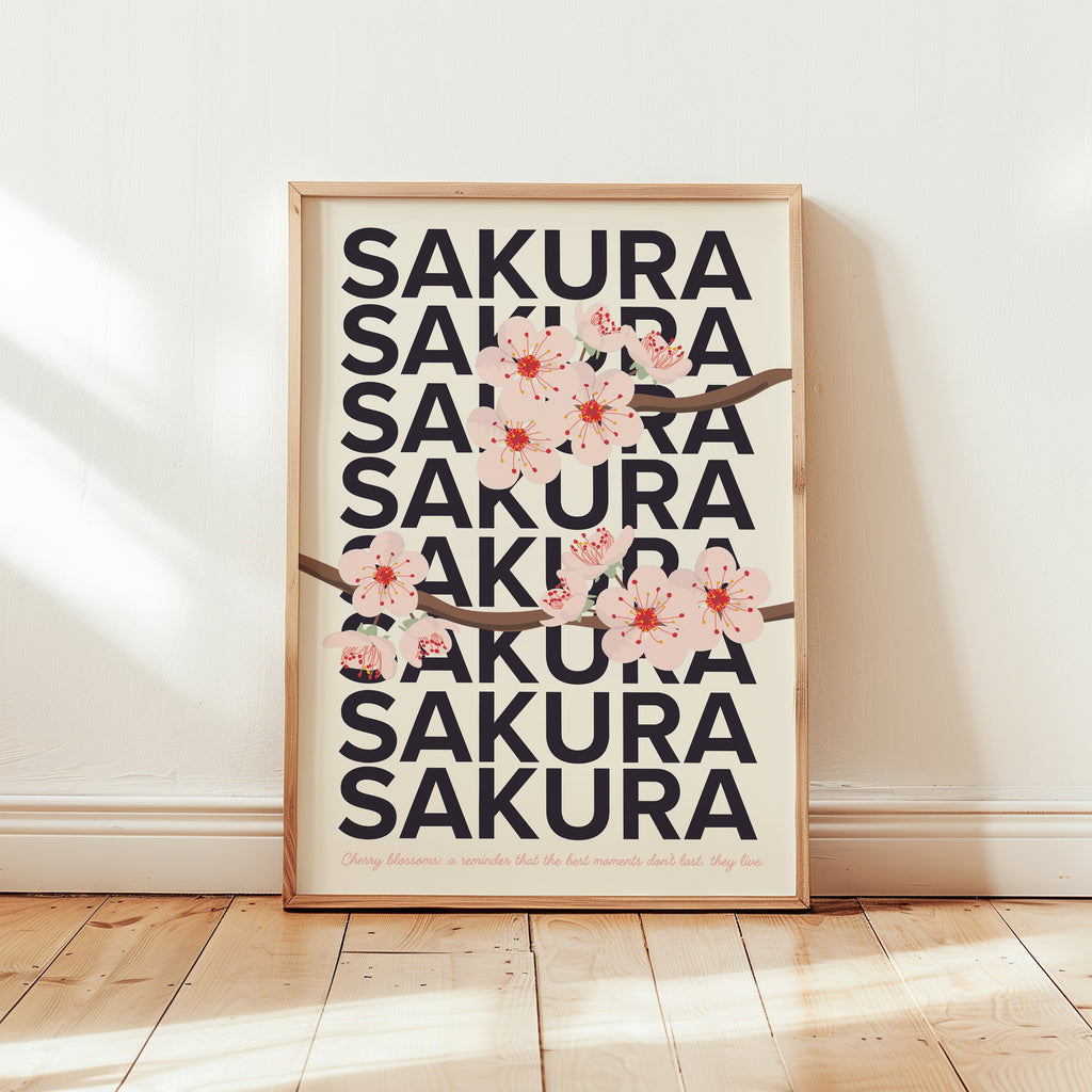 Japanisches Kirschblüten Wandbild mit Schriftzug „Sakura“ im Mid-Century Design für stilvolle Wohnräume