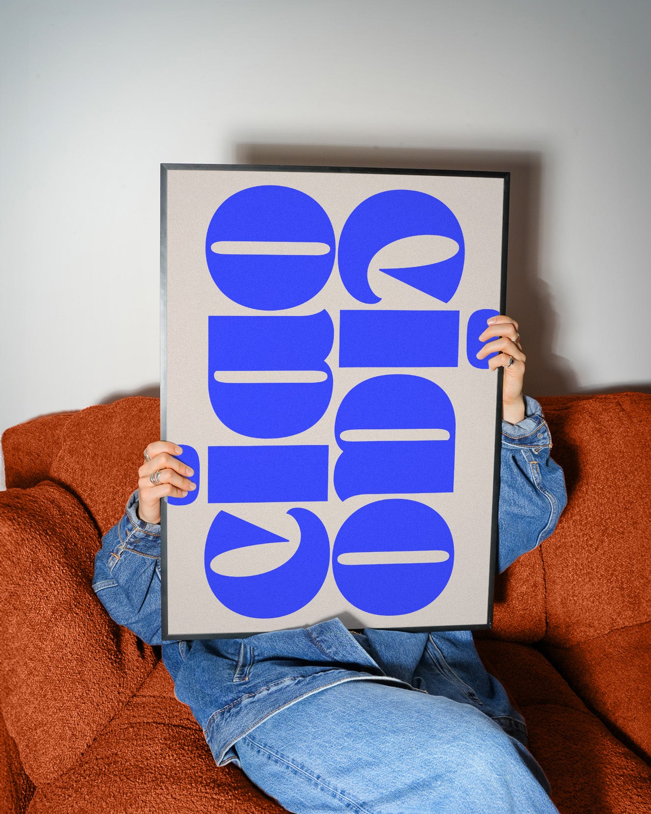 Modernes Ciao Ciao Typografie Poster in Blau – stilvolle Wanddeko im minimalistischen Design
